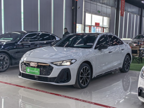 奥迪A5L 2026款 2.0T 运动版 Plus