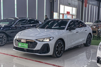 奥迪A5L 2026款 2.0T 运动版 Plus