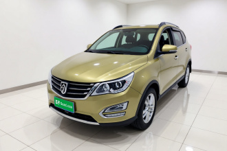 宝骏560 2015款 1.8L 手动精英型