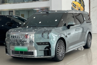 极氪009 2024款 七座过道版 108kWh