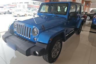 Jeep 牧马人 2015款 3.0L Sahara 四门舒享版