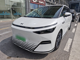 小鹏X9 2025款 纯电 740超长续航 Max