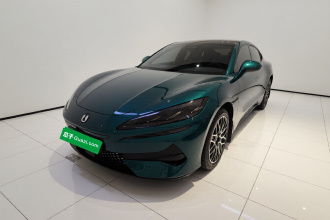 腾势Z9GT 2026款 易三方闪充尊荣型