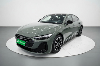 奥迪A5L 2026款 2.0T 运动版 Plus