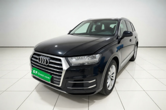 奥迪Q7 2019款 45 TFSI 舒适型