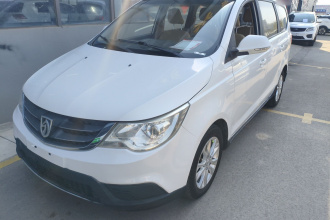 宝骏730 2014款 1.5L 手动标准型 7座