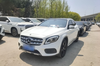 奔驰GLA 2019款 GLA 200 时尚型
