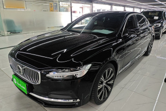 沃尔沃S90 2024款 B5 智远豪华版