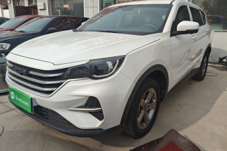 捷途X70M 2020款 改款 1.5T 手动伙伴型 5座