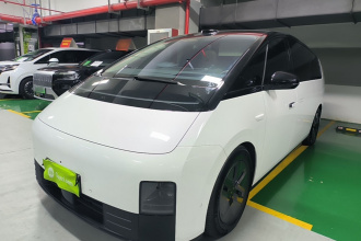理想汽车 理想MEGA 2025款 Home 家庭特别版