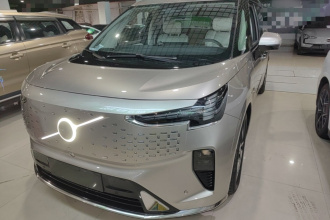 沃尔沃EM90 2025款 Ultra 六座