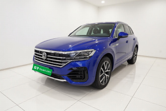 大众 途锐 2021款 3.0TSI 锐享版 经典运动套装