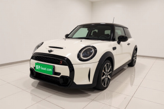 MINI 2023款 改款 2.0T COOPER S 艺术家