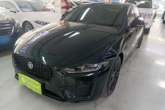 捷豹XEL 2024款 2.0T 250PS R-DYNAMIC S耀黑运动版