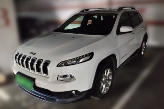 Jeep 自由光 2016款 2.0L 优越版