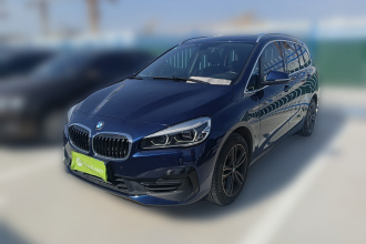 宝马2系多功能旅行车 2019款 220i 尊享型运动套装