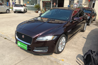 捷豹XFL 2018款 XFL 2.0T 250PS 豪华版