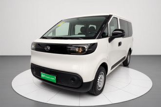 上汽大通MAXUS 大拿V1 2025款 低顶 多功能版 42kWh