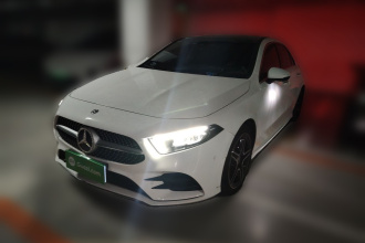 奔驰A级 2019款 A 200 L 运动轿车先行特别版