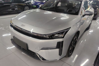 吉利银河 银河L6 2025款 EM-i 140km 星舰版