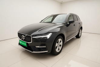 沃尔沃XC60 2022款 B5 四驱智逸豪华版