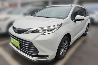 丰田 赛那SIENNA 2024款 2.5L混动 四驱尊贵版