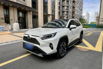 丰田 RAV4荣放 2020款 2.0L CVT四驱尊贵版