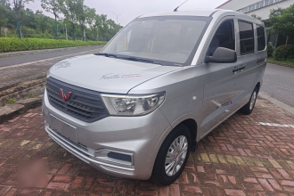 五菱汽车 五菱宏光V 2019款 1.5L劲取版国VI LAR