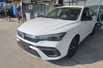 荣威i5 2021款 1.5L 手动铂金版