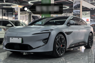 阿维塔12 2023款 650 三激光四驱性能版