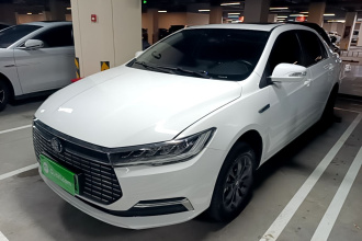 比亚迪 秦新能源 2021款 出行版