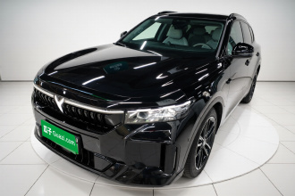 岚图汽车 岚图FREE 2025款 318 259km 四驱探索版