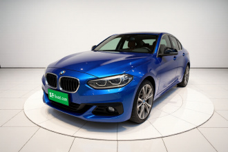 宝马1系 2018款 120i 设计套装型