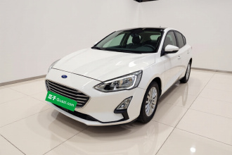 福特 福克斯 2019款 两厢 EcoBoost 180 自动锋潮型
