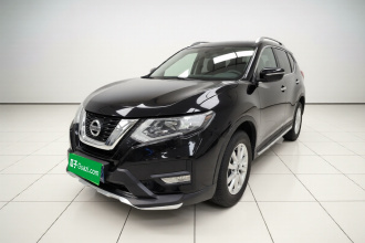 日产 奇骏 2022款 2.0L 两驱智联舒享版