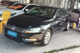 大众 帕萨特 2014款 1.8TSI DSG尊荣版