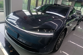 鸿蒙智行 享界S9T 2025款 增程 Ultra长续航版 (192线激光雷达）