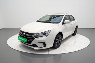 比亚迪 秦新能源 2018款 1.5T 智联尊贵型