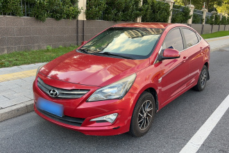现代 瑞纳 2014款 1.4L 手动智能型GLS