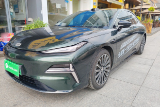 吉利银河 银河星耀8 2025款 130km EM-P 星舰版