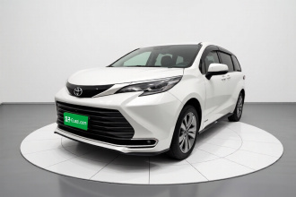 丰田 赛那SIENNA 2023款 2.5L混动 至尊版
