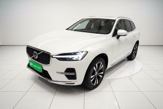 沃尔沃XC60 2025款 B5 四驱智逸豪华版