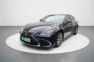 雷克萨斯ES 2021款 300h 卓越版