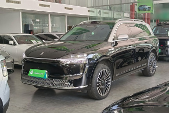鸿蒙智行 问界M9 2024款 增程 Ultra版 52kWh 6座版