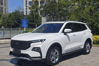 福特 领睿 2022款 EcoBoost 170 铂领型