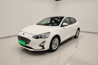 福特 福克斯 2019款 三厢 EcoBoost 180 自动锋潮型