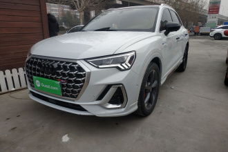奥迪Q3 2024款 35 TFSI 时尚动感型