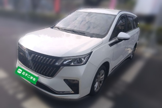 五菱汽车 五菱佳辰 2022款 1.5T CVT智享豪华型