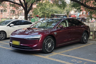 鸿蒙智行 享界S9 2025款 增程 Ultra