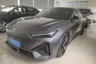 长安UNI-V 2022款 1.5T 尊贵型